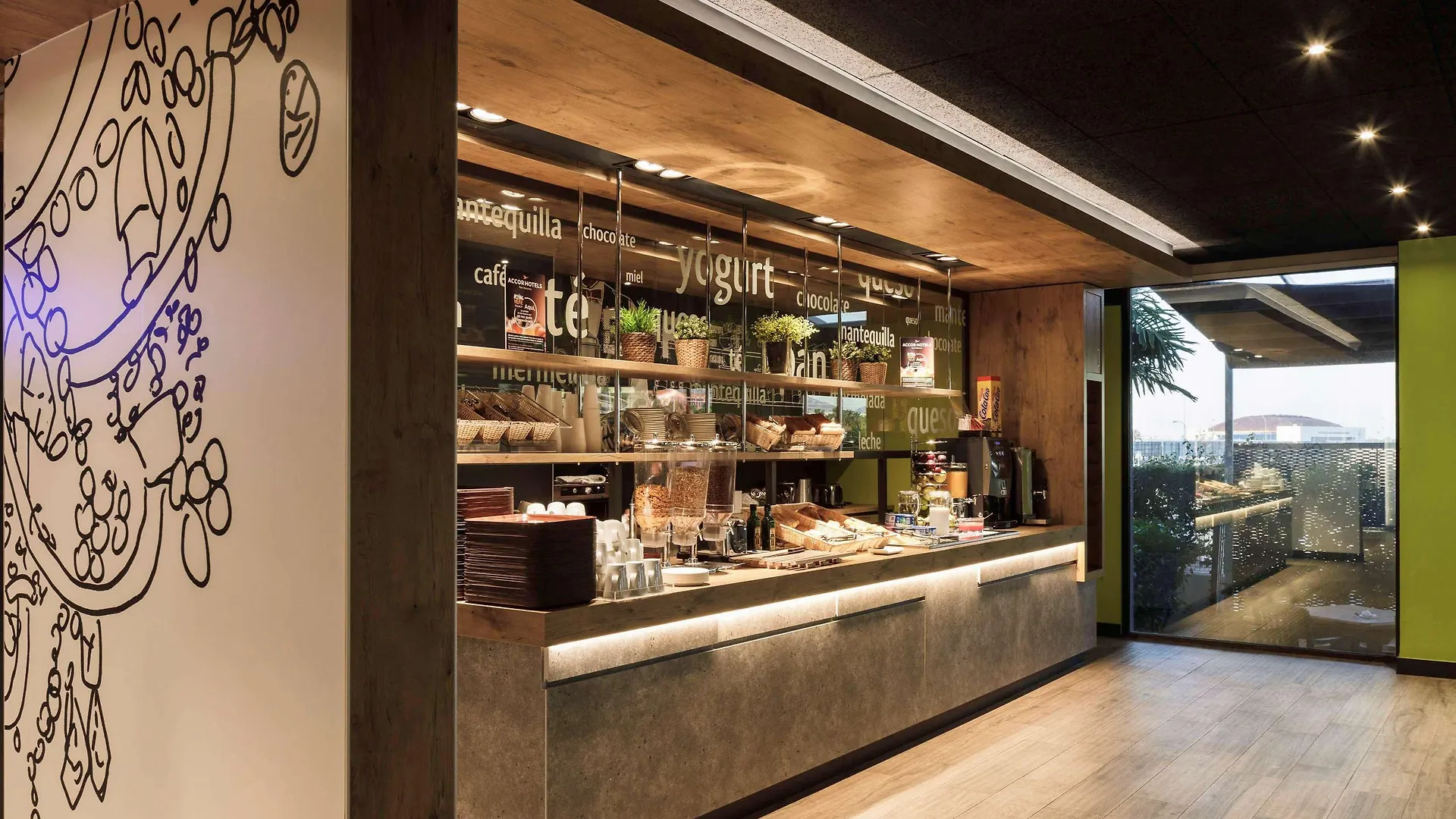 Ibis Budget Malaga Aeropuerto Avenida De Velazquez 2*,